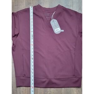 FIGS Mira V Neck Banded Scrub Top Burgundy Relaxed Fit Large